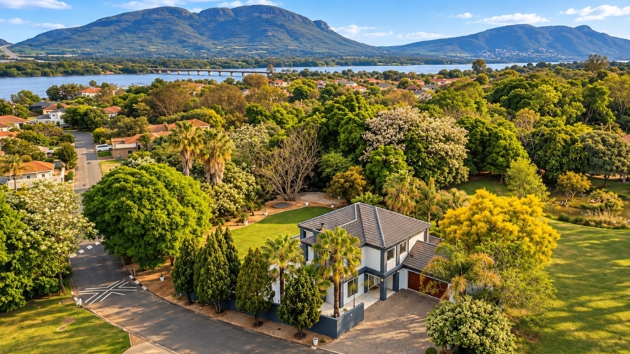 3 Bedroom Property for Sale in WestLake Country Safari Estate North West